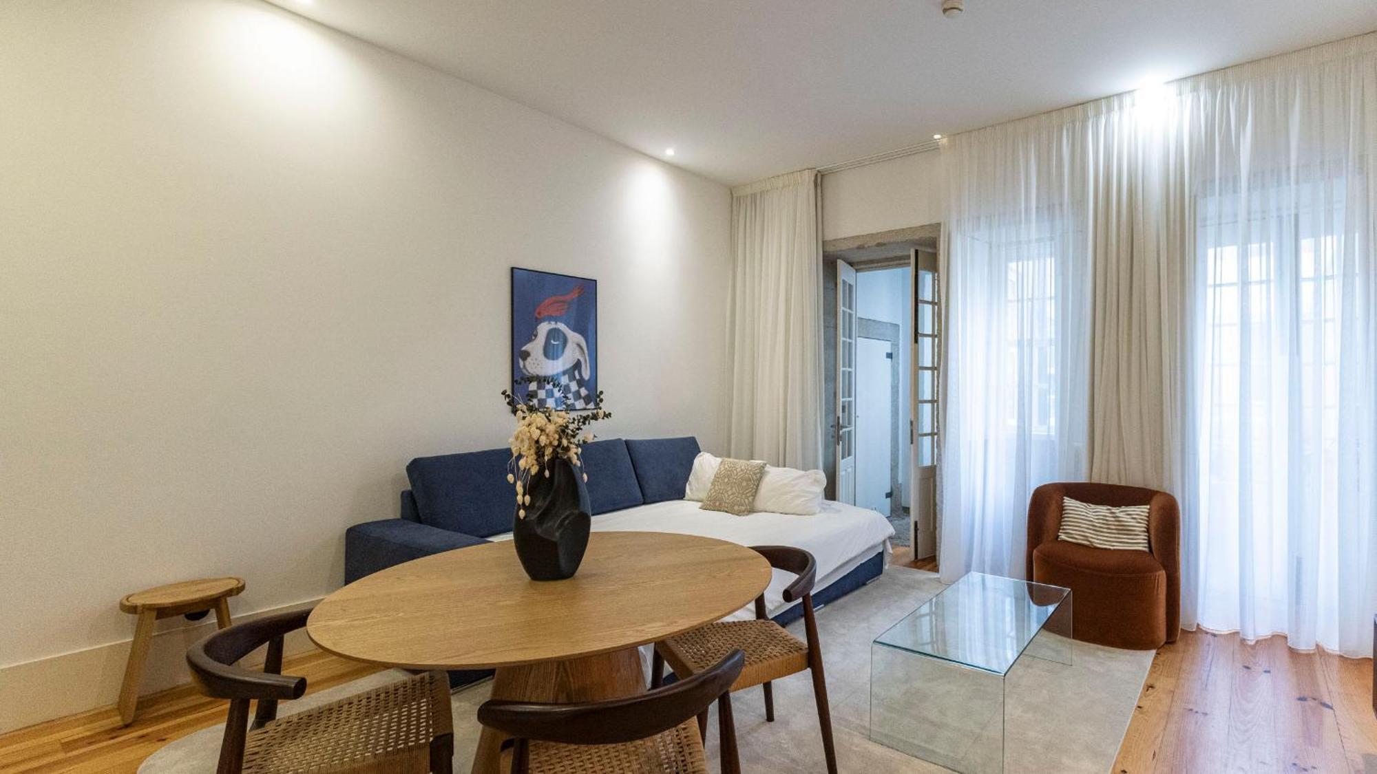 Lovelystay - Allderman Apartment - Almada 1º T ポルト エクステリア 写真