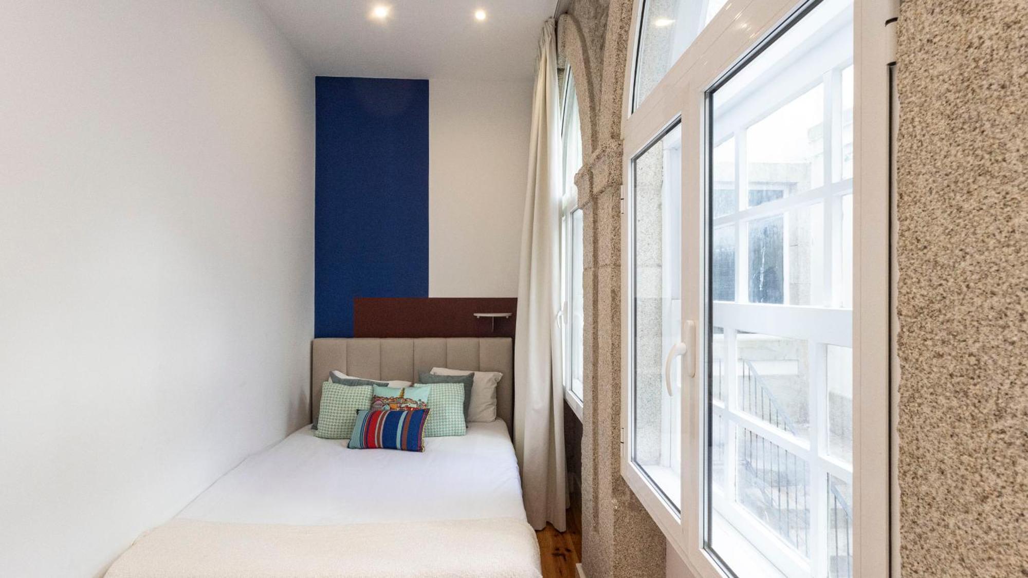Lovelystay - Allderman Apartment - Almada 1º T ポルト エクステリア 写真