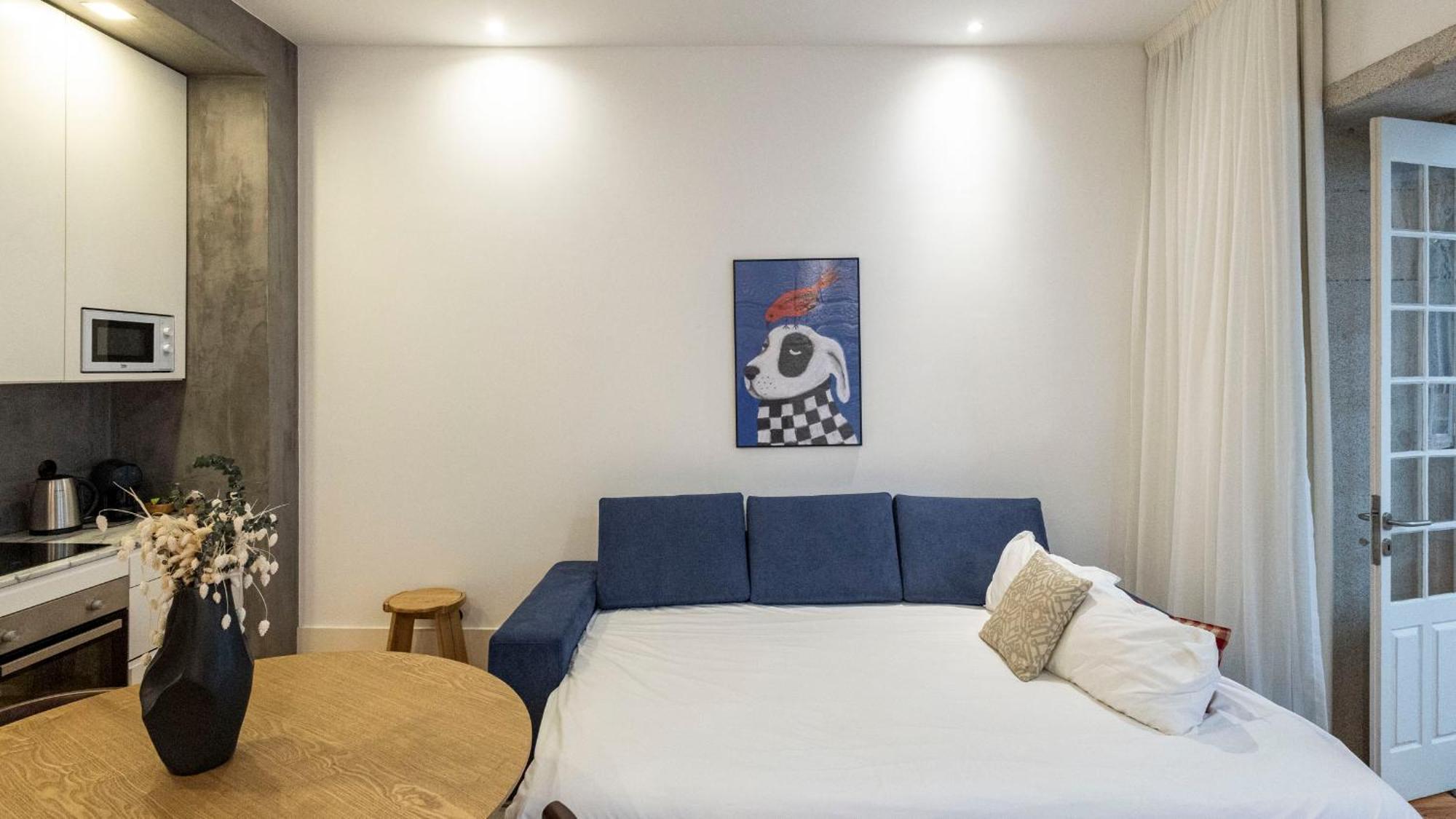 Lovelystay - Allderman Apartment - Almada 1º T ポルト エクステリア 写真